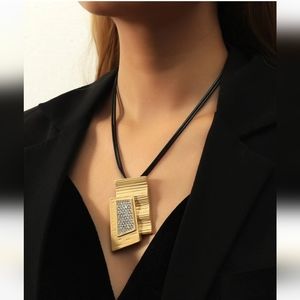 Irregular Geo Charm Necklace